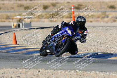 media/Jan-09-2022-SoCal Trackdays (Sun) [[2b1fec8404]]/Turn 11 (935am)/